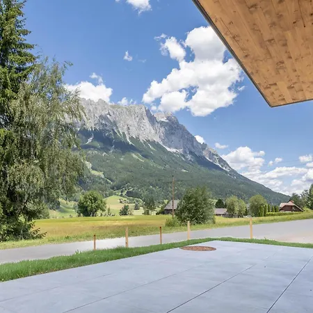 Dachstein Grand Alpine Chalet *
