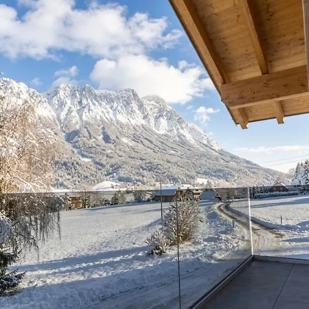 Dachstein Grand Alpine Horská chata *